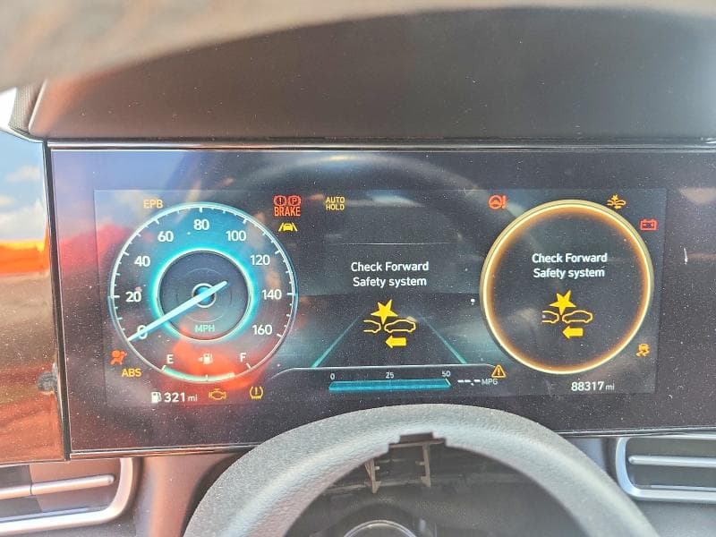 2023 HYUNDAI ELANTRA LIMITED 9