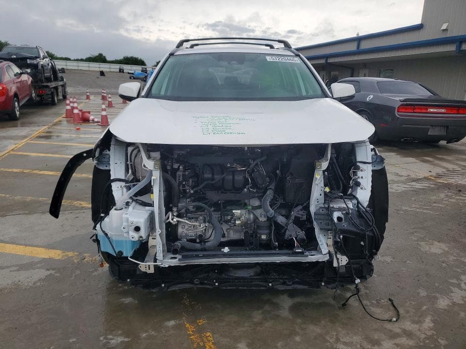 2024 TOYOTA RAV4 XLE 5