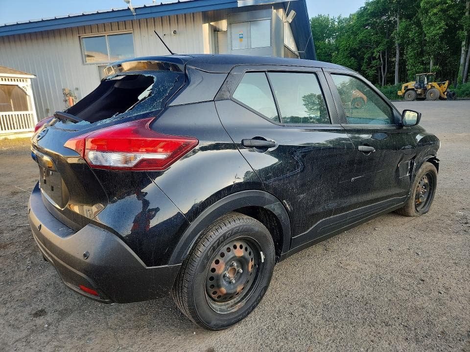 2020 NISSAN KICKS S S 4