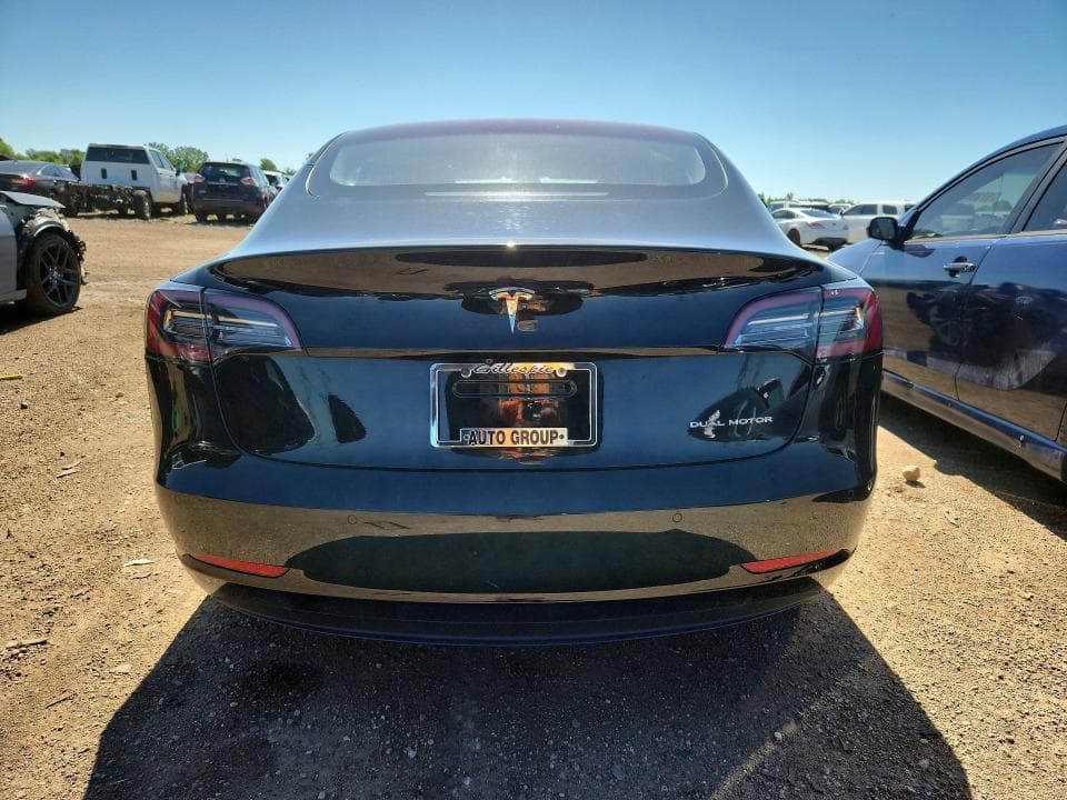 2018 TESLA MODEL 3 6