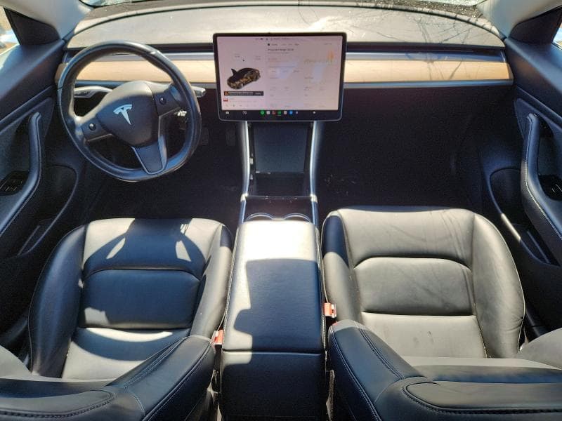 2018 TESLA MODEL 3 8