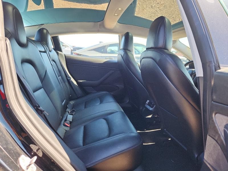 2018 TESLA MODEL 3 10