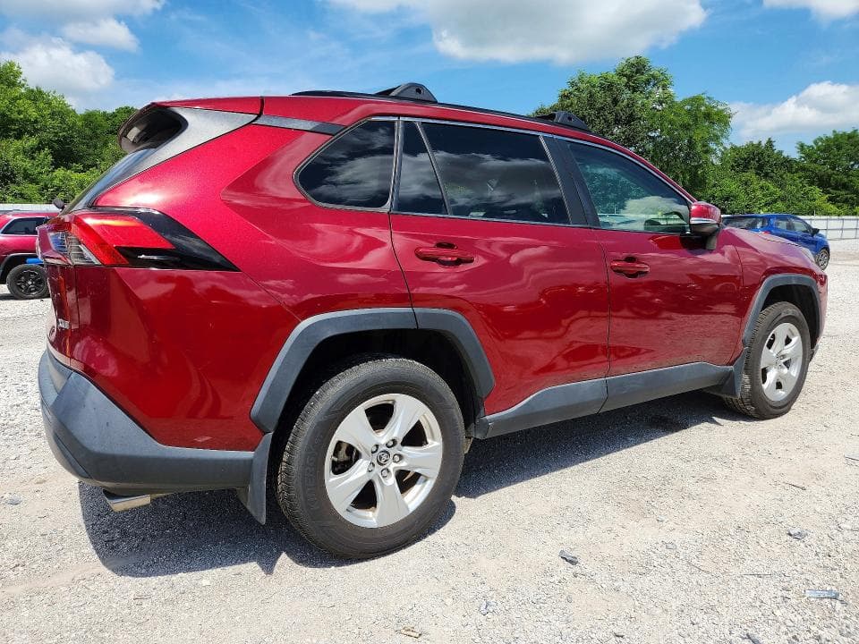 2019 TOYOTA RAV4 XLE XLE 3