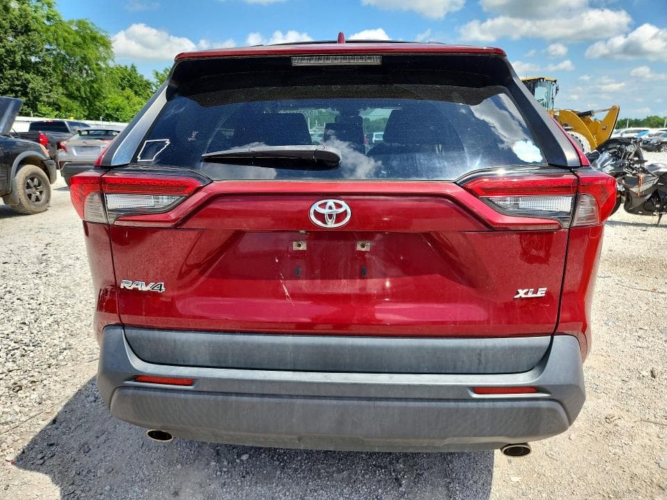 2019 TOYOTA RAV4 XLE XLE 6