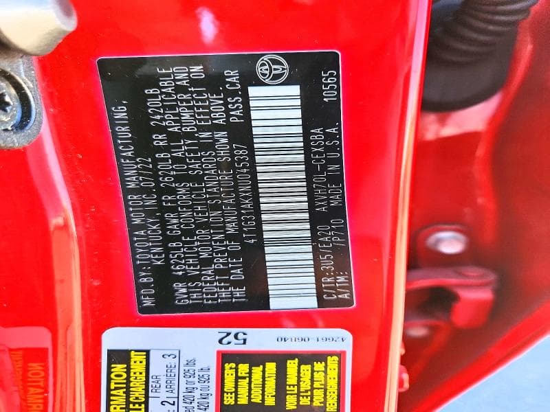 2022 TOYOTA CAMRY HYBRID SE SE 13