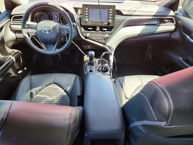 2022 TOYOTA CAMRY HYBRID SE SE 8