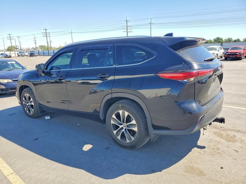 2021 TOYOTA HIGHLANDER HYBRID XLE 2
