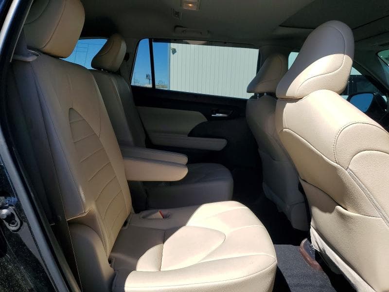 2021 TOYOTA HIGHLANDER HYBRID XLE 10