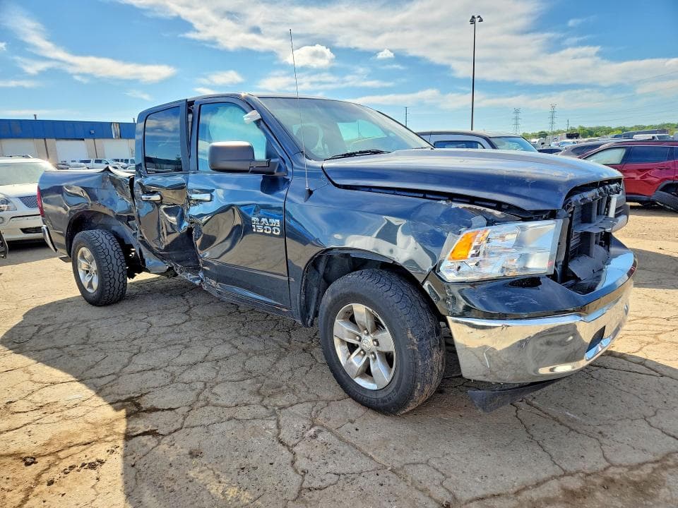 2017 RAM 1500 SLT SLT 4