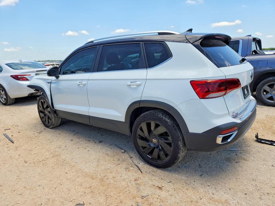 2024 VOLKSWAGEN TAOS SE 2
