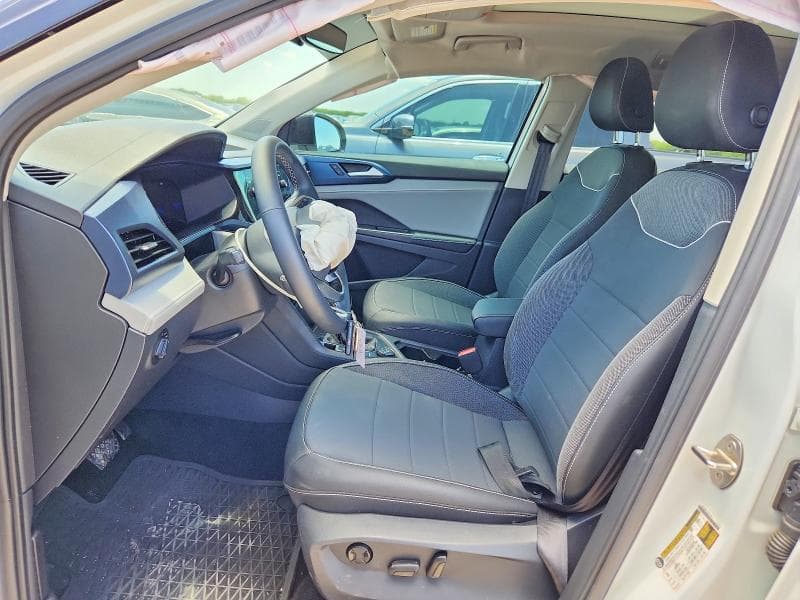 2024 VOLKSWAGEN TAOS SE 7