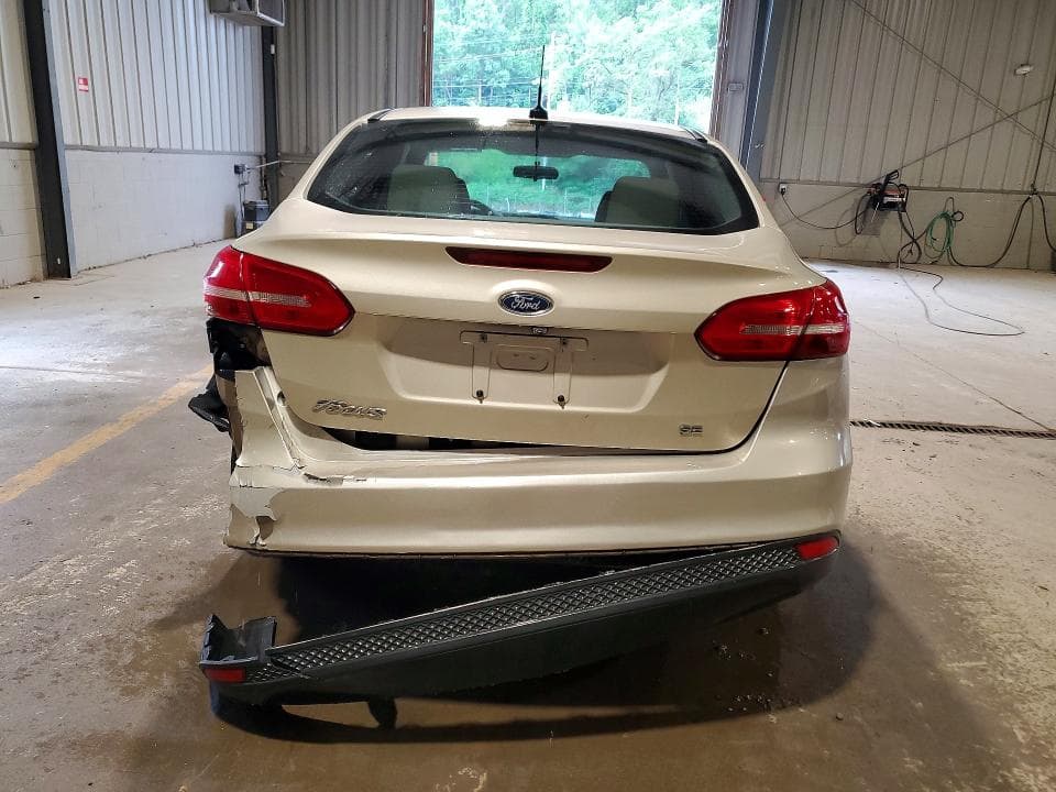 2018 FORD FOCUS SE 6