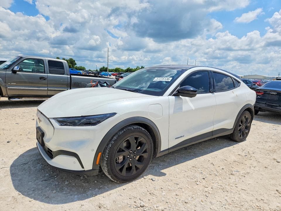 2024 FORD MUSTANG MACH-E SELECT 1