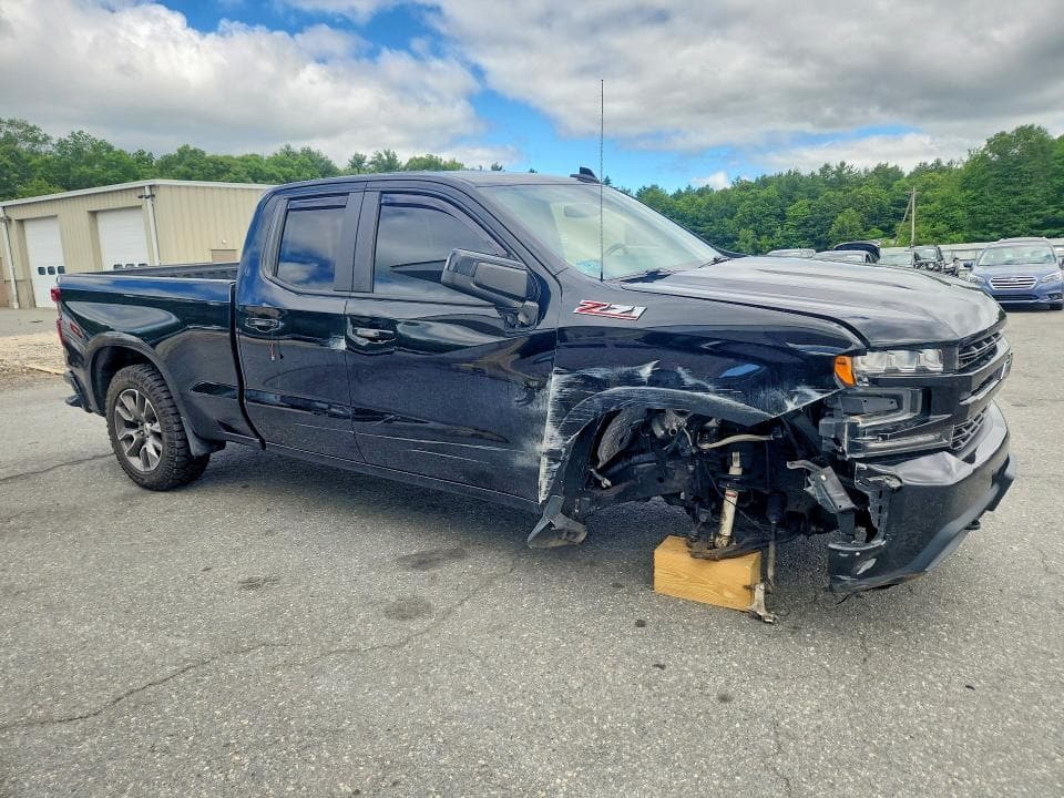 2019 CHEVROLET SILVERADO K1500 RST 4
