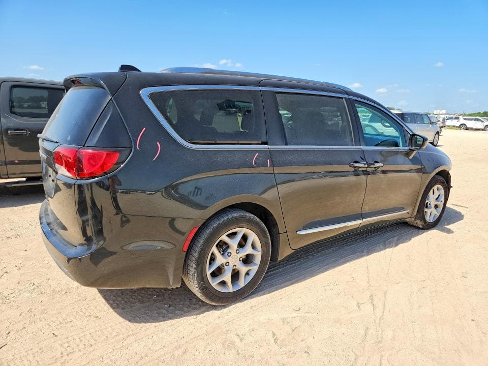 2017 CHRYSLER PACIFICA TOURING L PLUS 3