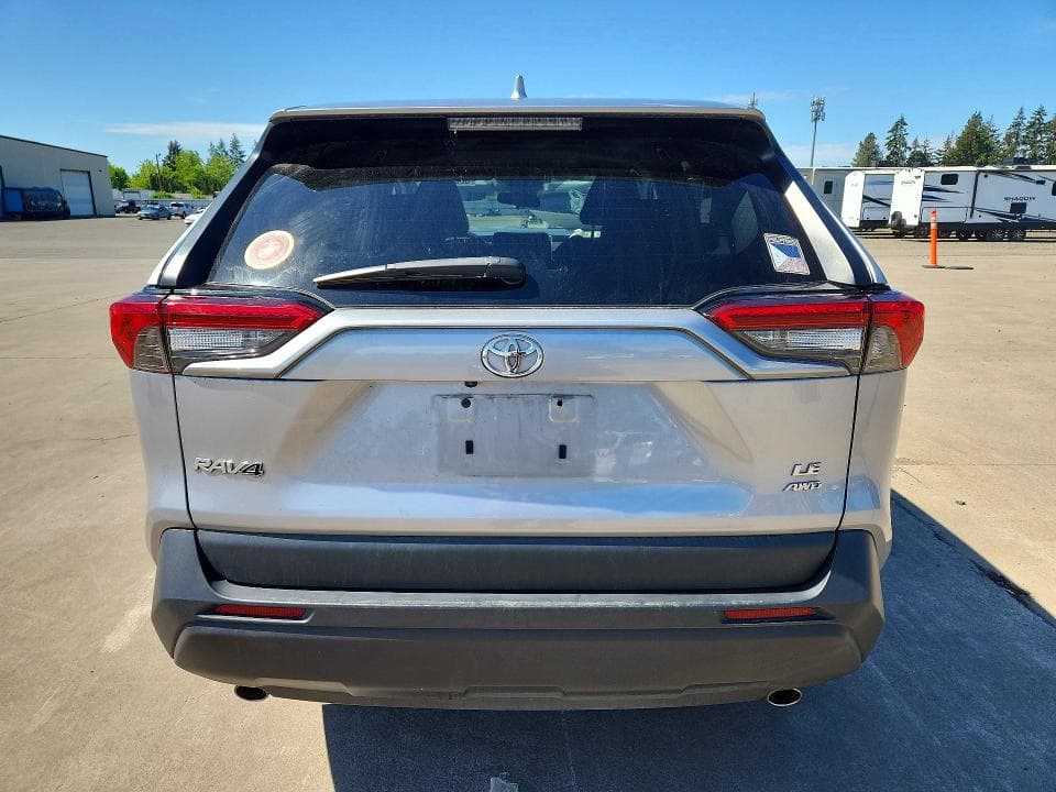 2023 TOYOTA RAV4 LE LE 6
