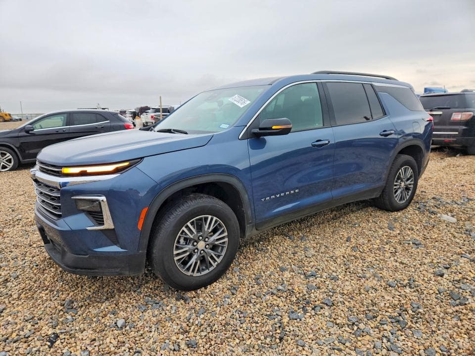 2025 CHEVROLET TRAVERSE LT - 1