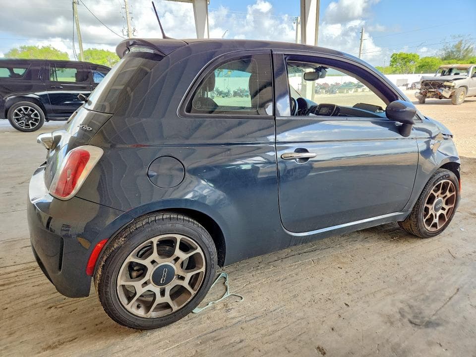 2018 FIAT 500 POP 3