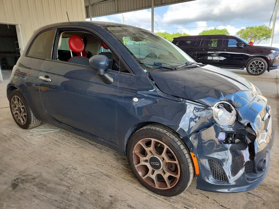 2018 FIAT 500 POP 4