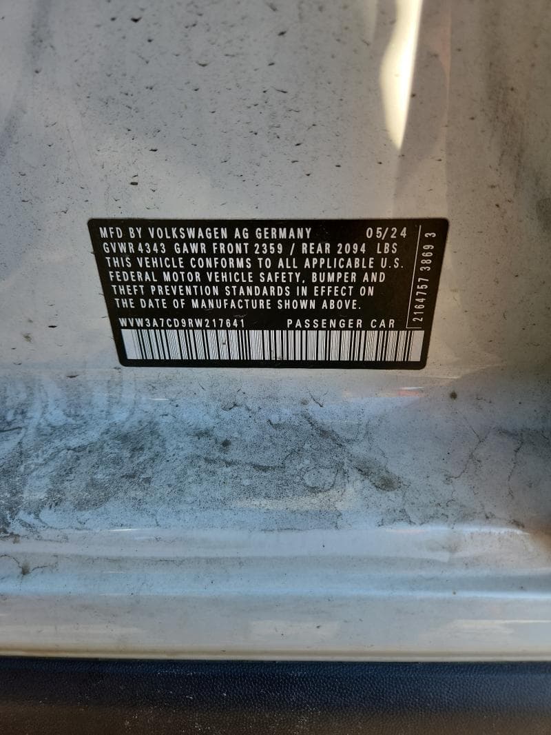 2024 VOLKSWAGEN GTI SE 13