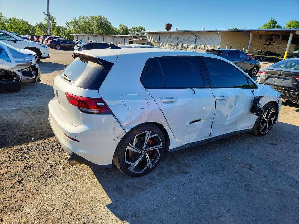 2024 VOLKSWAGEN GTI SE 3
