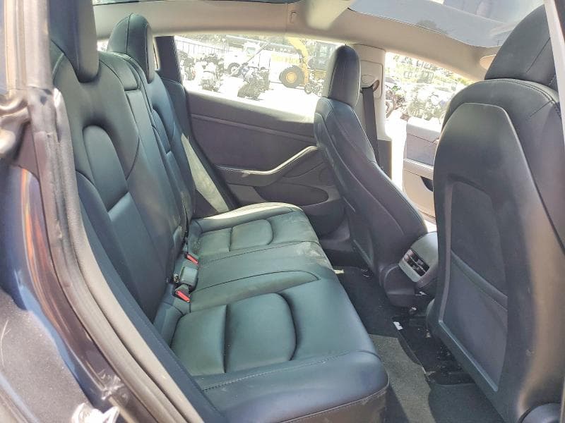 2022 TESLA MODEL 3 10