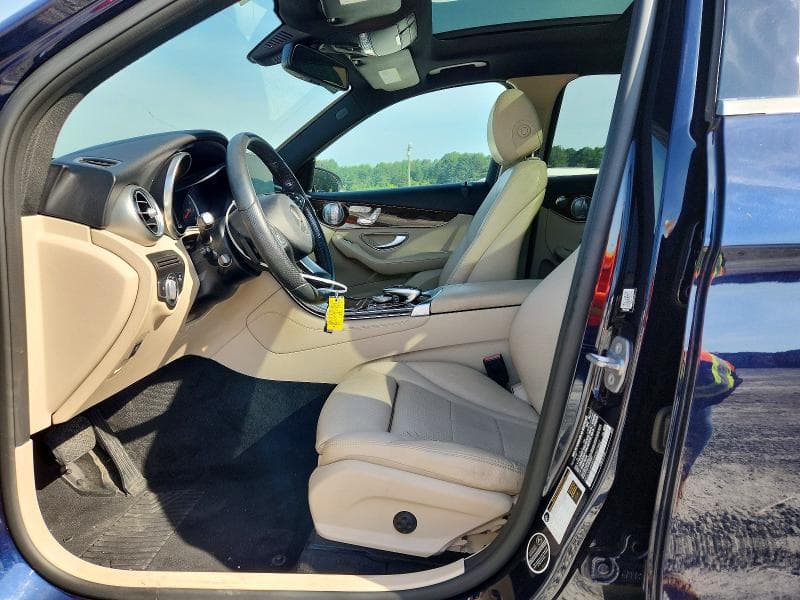 2017 MERCEDES-BENZ GLC 300 4MATIC 300 4MATIC 7
