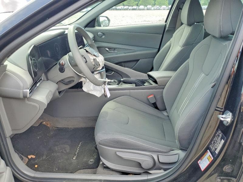 2024 HYUNDAI ELANTRA SEL SEL 7