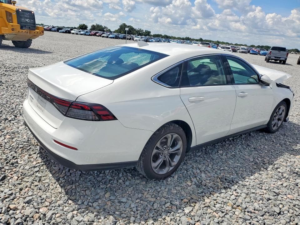 2024 HONDA ACCORD EX 3