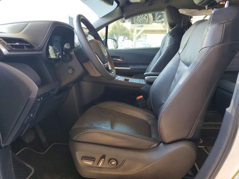 2023 TOYOTA SIENNA 25TH ANNIVERSARY EDITION 7