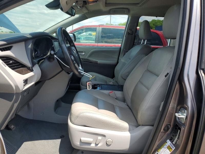 2020 TOYOTA SIENNA XLE 8-PASSENGER XLE 8-PASSENGER 7