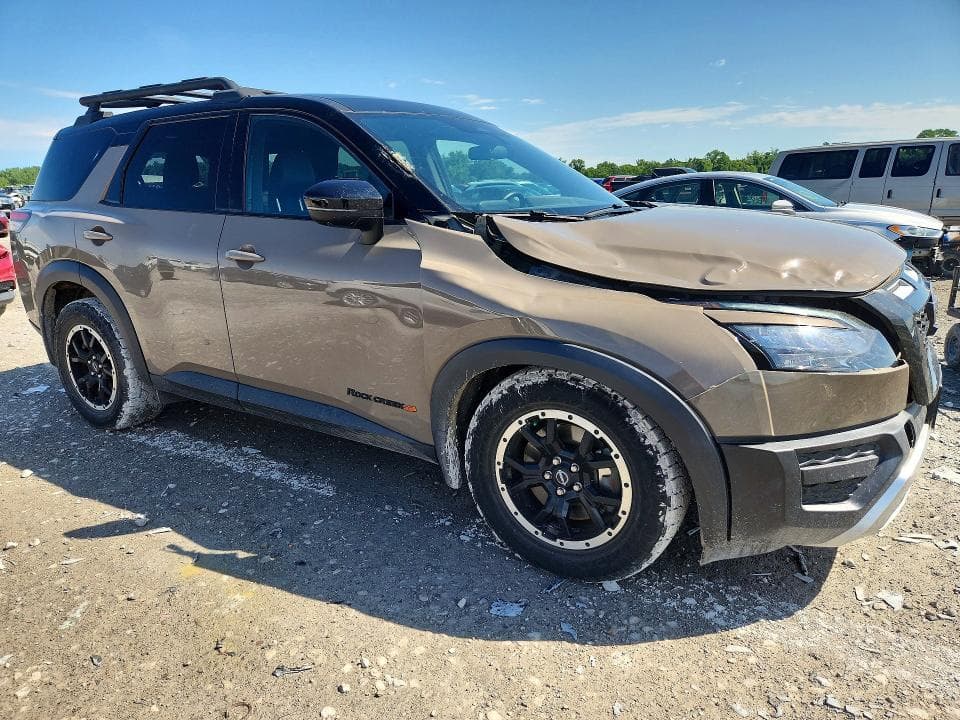2023 NISSAN PATHFINDER SV 4