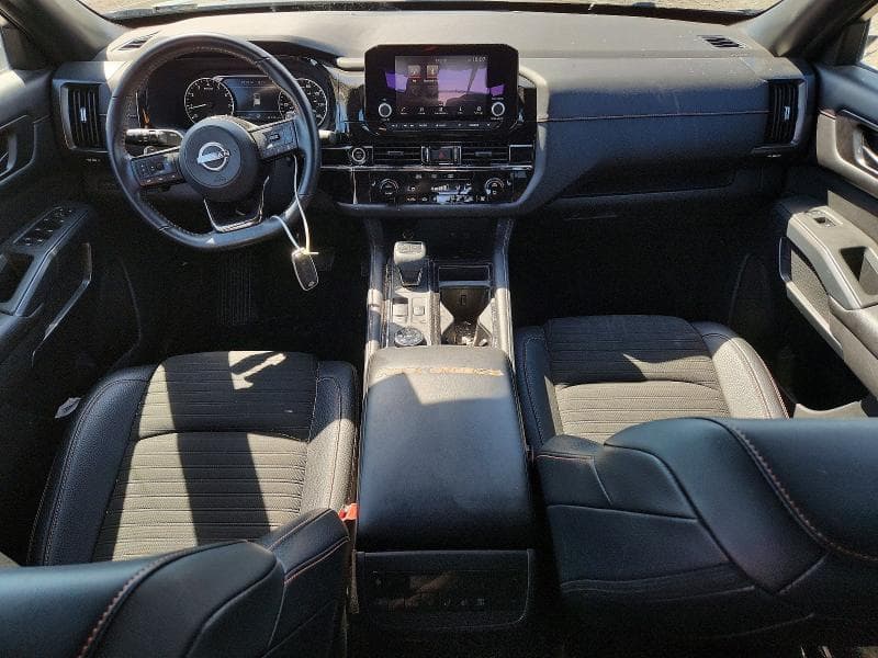 2023 NISSAN PATHFINDER SV 8