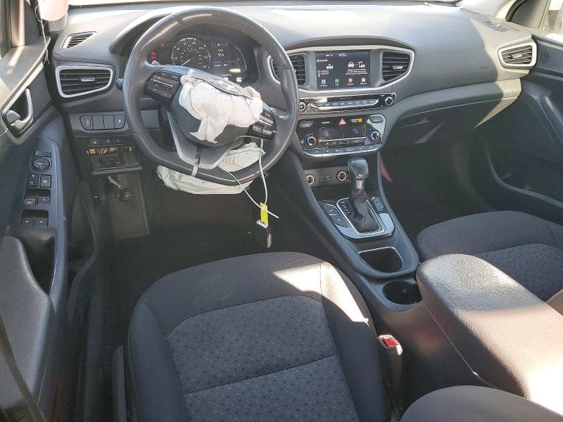 2019 HYUNDAI IONIQ PLUG-IN HYBRID BASE 8