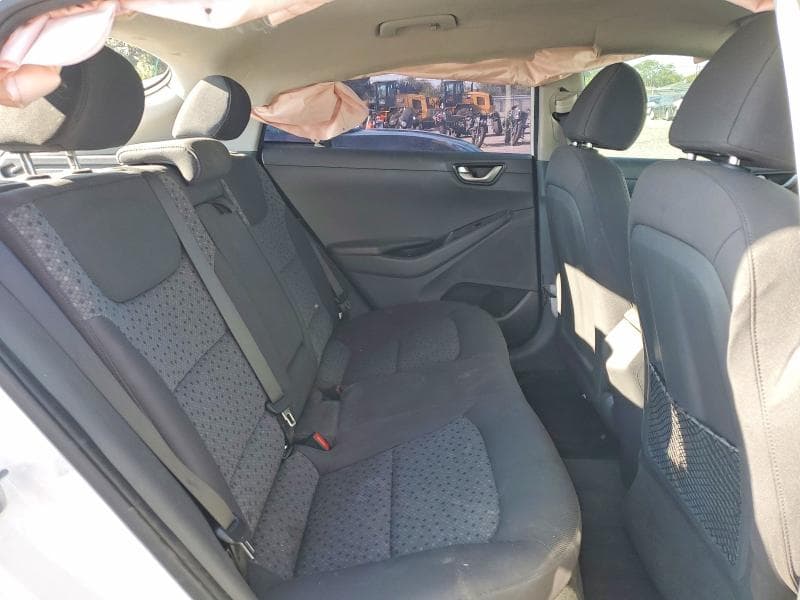 2019 HYUNDAI IONIQ PLUG-IN HYBRID BASE 10