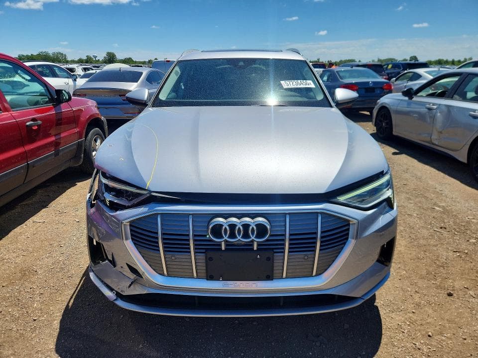 2022 AUDI E-TRON PREMIUM PLUS 5
