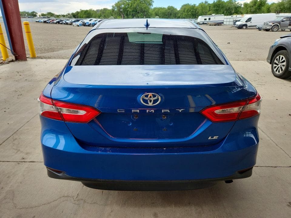 2019 TOYOTA CAMRY LE 6