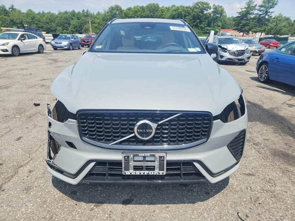 2024 VOLVO XC60 ULTIMATE 5