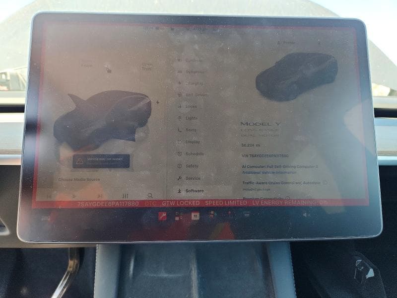 2023 TESLA MODEL Y 9