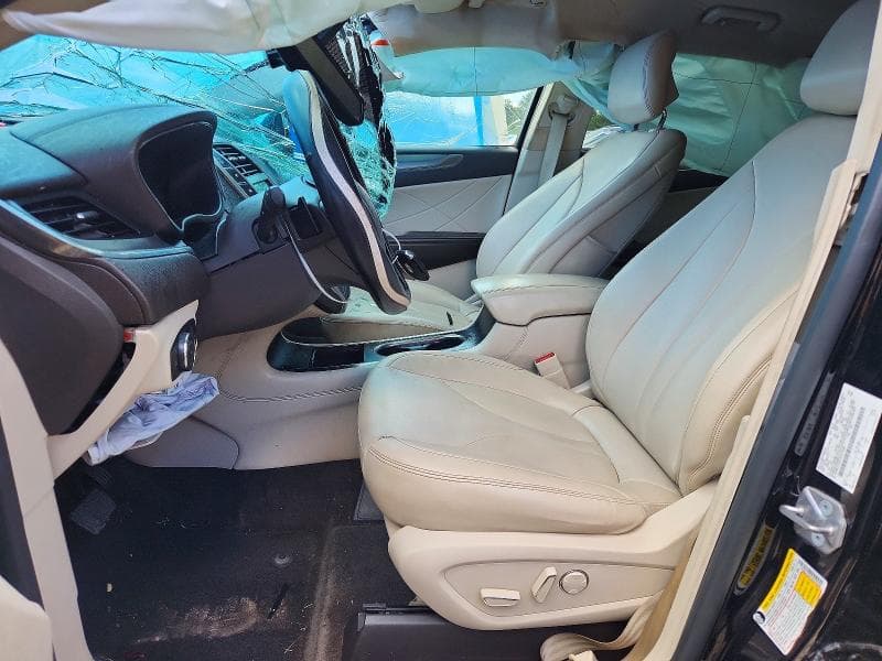 2018 LINCOLN MKC PREMIERE 7