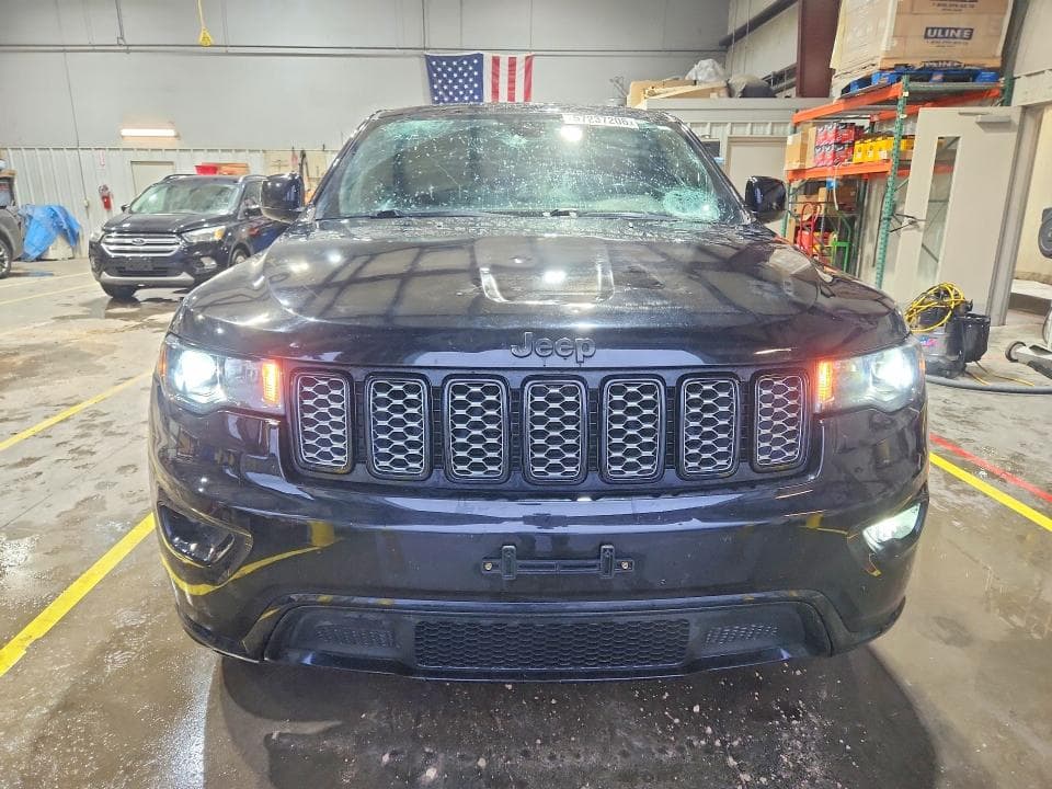 2018 JEEP GRAND CHEROKEE LAREDO 5