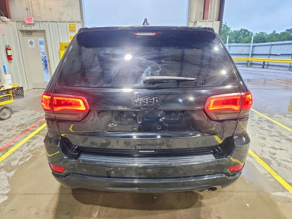 2018 JEEP GRAND CHEROKEE LAREDO 6