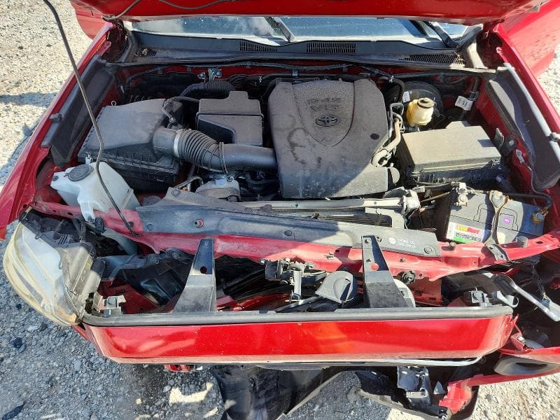 2018 TOYOTA TACOMA 11