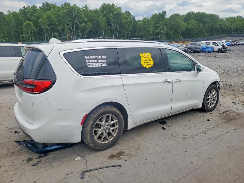 2021 CHRYSLER PACIFICA TOURING L 3