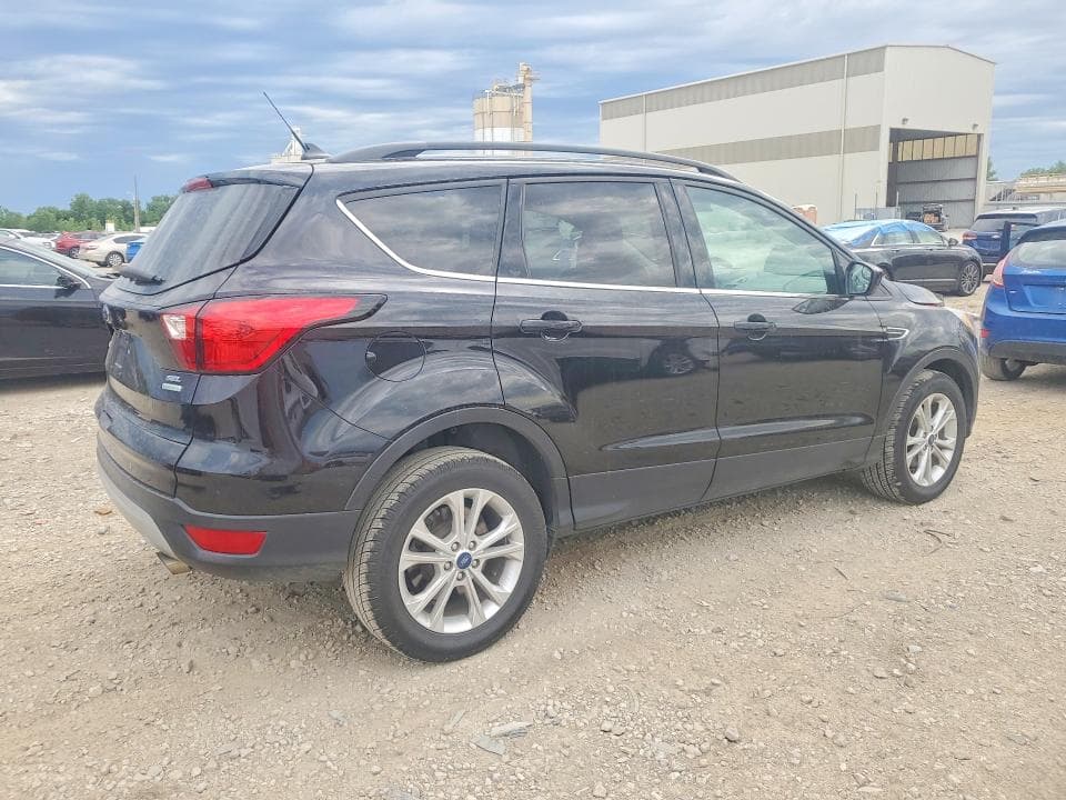 2019 FORD ESCAPE SEL 3