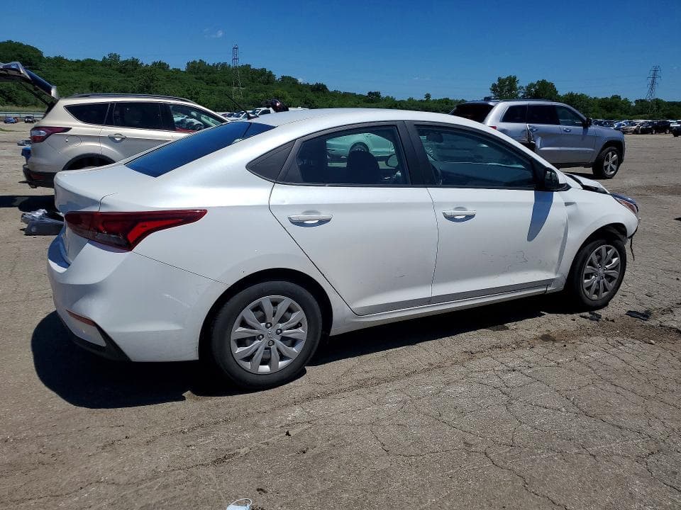 2022 HYUNDAI ACCENT SE 3