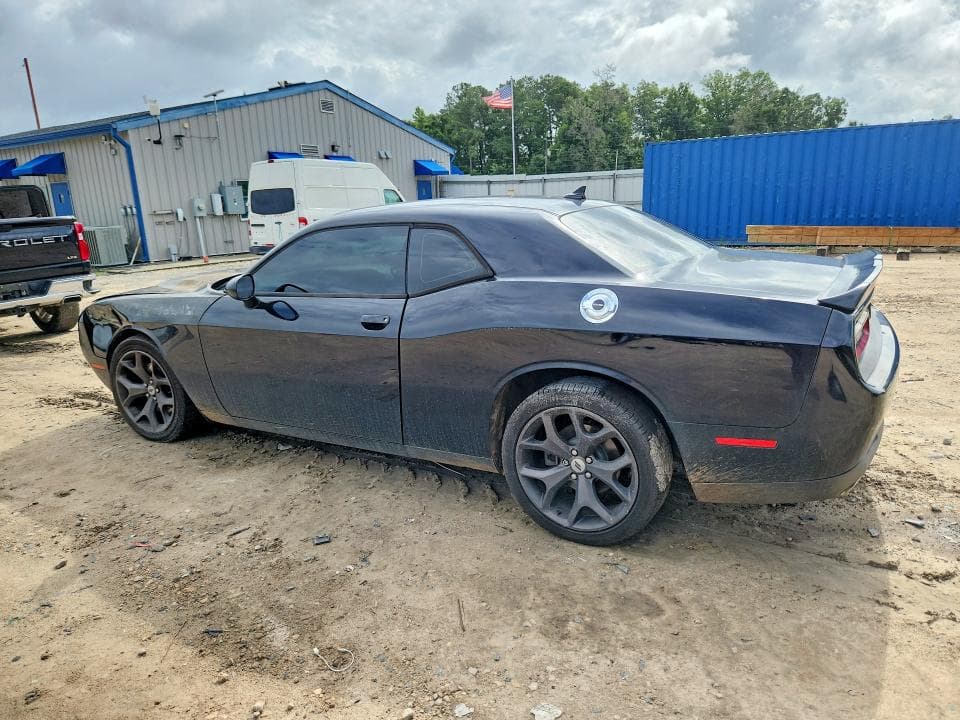 2019 DODGE CHALLENGER SXT 2
