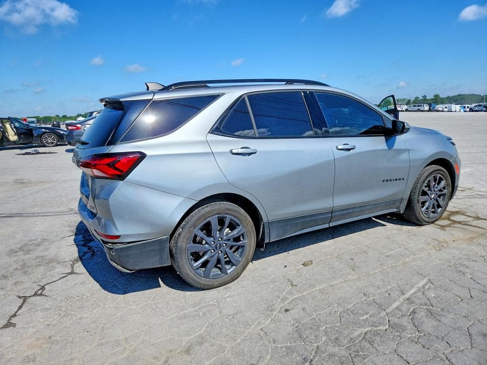 2024 CHEVROLET EQUINOX RS 3