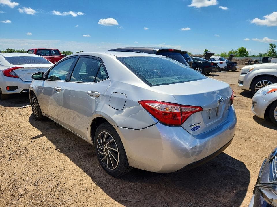 2017 TOYOTA COROLLA LE 2