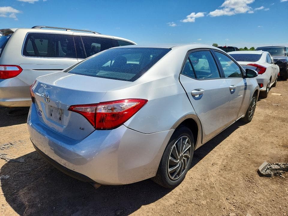 2017 TOYOTA COROLLA LE 3
